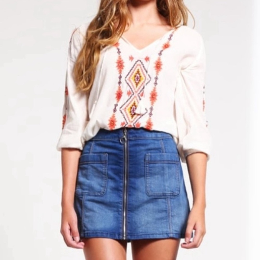 Hollister | A-Line Mini Denim Skirt with Full-length Front Zipper